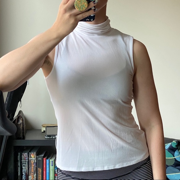 Theory Tops - Theory Short sleeved turtle neck